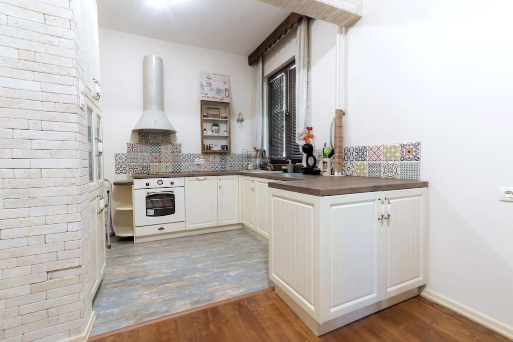 Apartment Center Relax, Ndk & Vitoshka Str, Free Secured Parking Sofia
